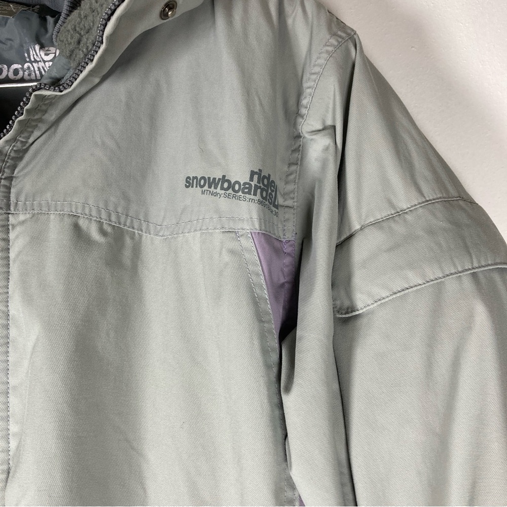 Ride Snowboards Jacket Women’s  L Gray Nylon Hooded - Picture 4 of 16